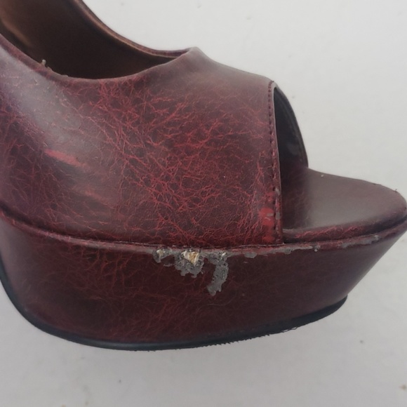 🎉HOST PICK🎉STEAM PUNK HEELS - Picture 5 of 9